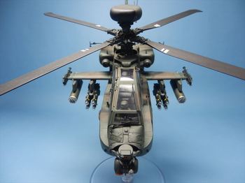 AH-64D(2)_R.JPG