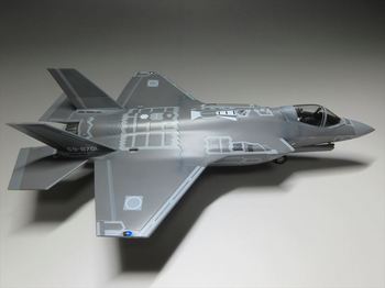 F-35-5_R.JPG